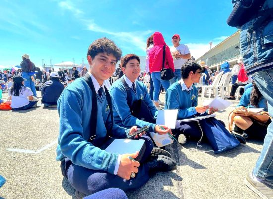 ESTUDIANTES DE DIBUJO Y PINTURA - ECA